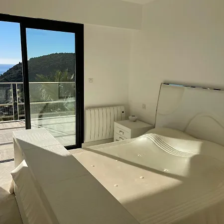 Charming Villa Piscine Vue Mer
